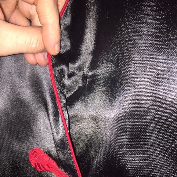 Gorgeous Jane Knot & Loop Button Top - Picture 6 of 9